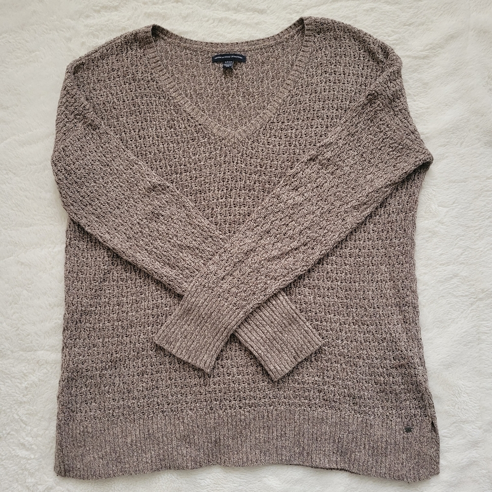 American Eagle Small Brown V-Neck Stitched Sweater